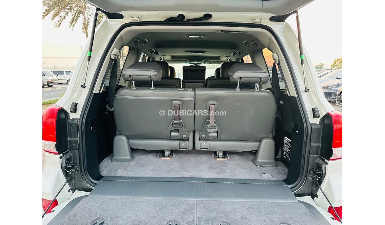 Toyota Land Cruiser Land cruiser ZX , top of the range