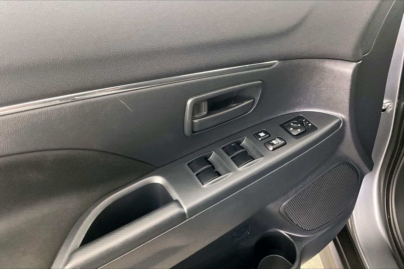 ميتسوبيشي ASX GLX Lowline | National Day Celebration | شامل الضمان | 0 ﺪﻔﻋﺓ ﺃﻮﻟﻯ