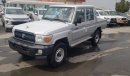 تويوتا لاند كروزر بيك آب 4.0L V6  - Double Cab – M/T - 4WD - Power windows