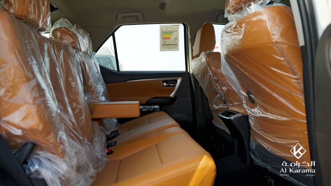 تويوتا فورتونر 4.0L SR5 V6 | Full option | Power & Ventilated Leather Seats | 360 Camera | Paddle Shifters