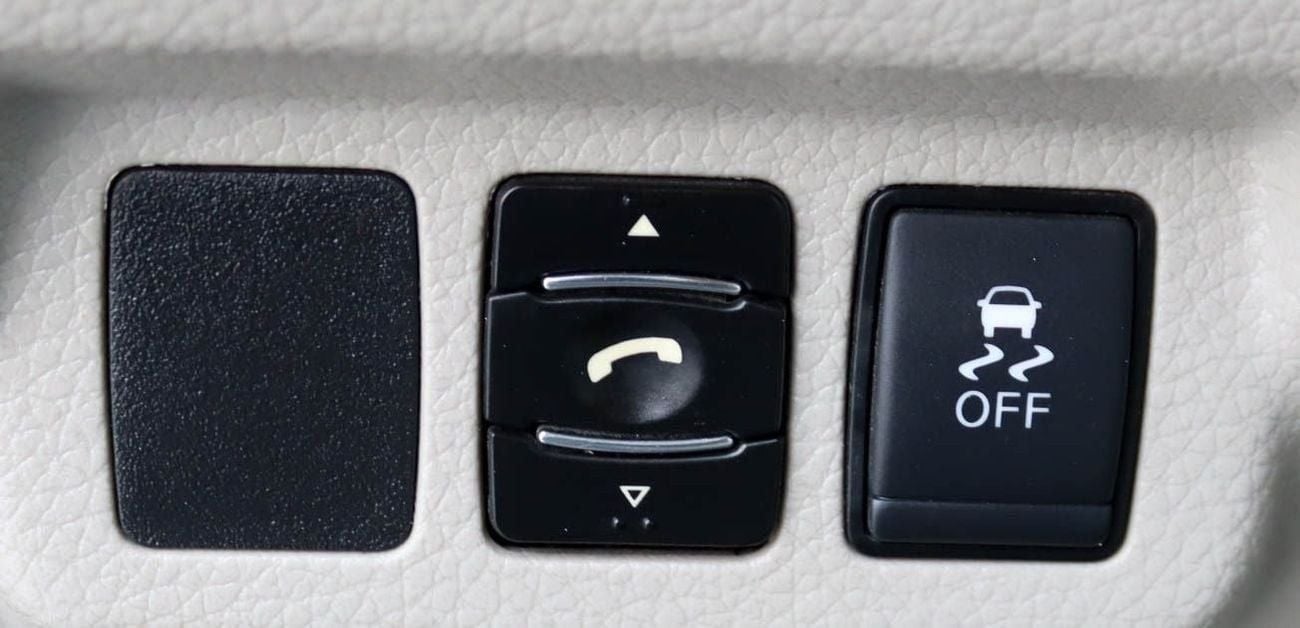 Nissan Sentra S 1.6L (110 HP) Nissan Sentra 1.6L 2020 GCC accident-free in excellent condition 495 P.M