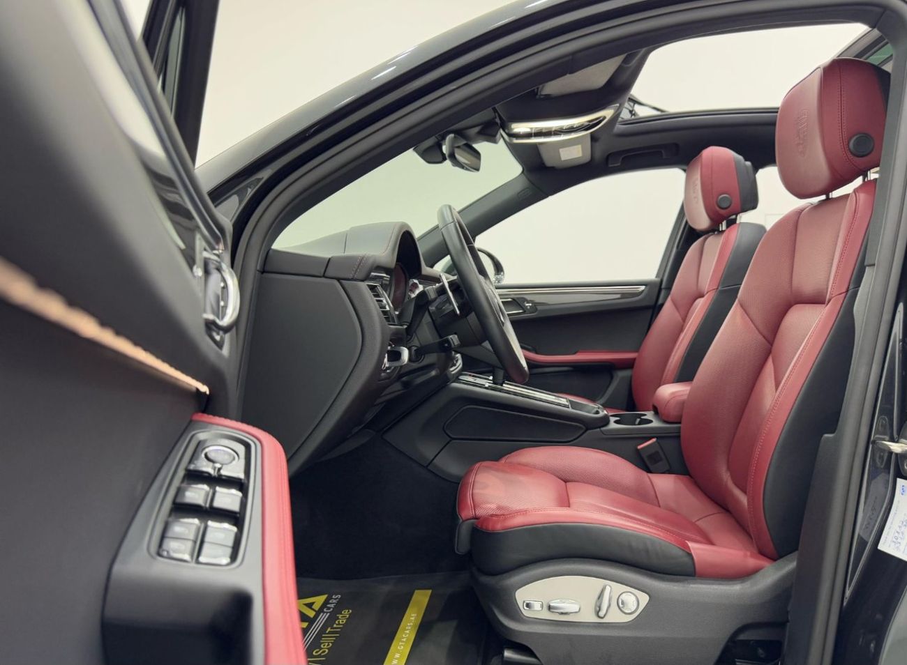 Porsche Macan S 3.0L (340 HP) 2024 Porsche Macan S, January 2026 Porsche Warranty, Full Options, Very Low Kms, GCC