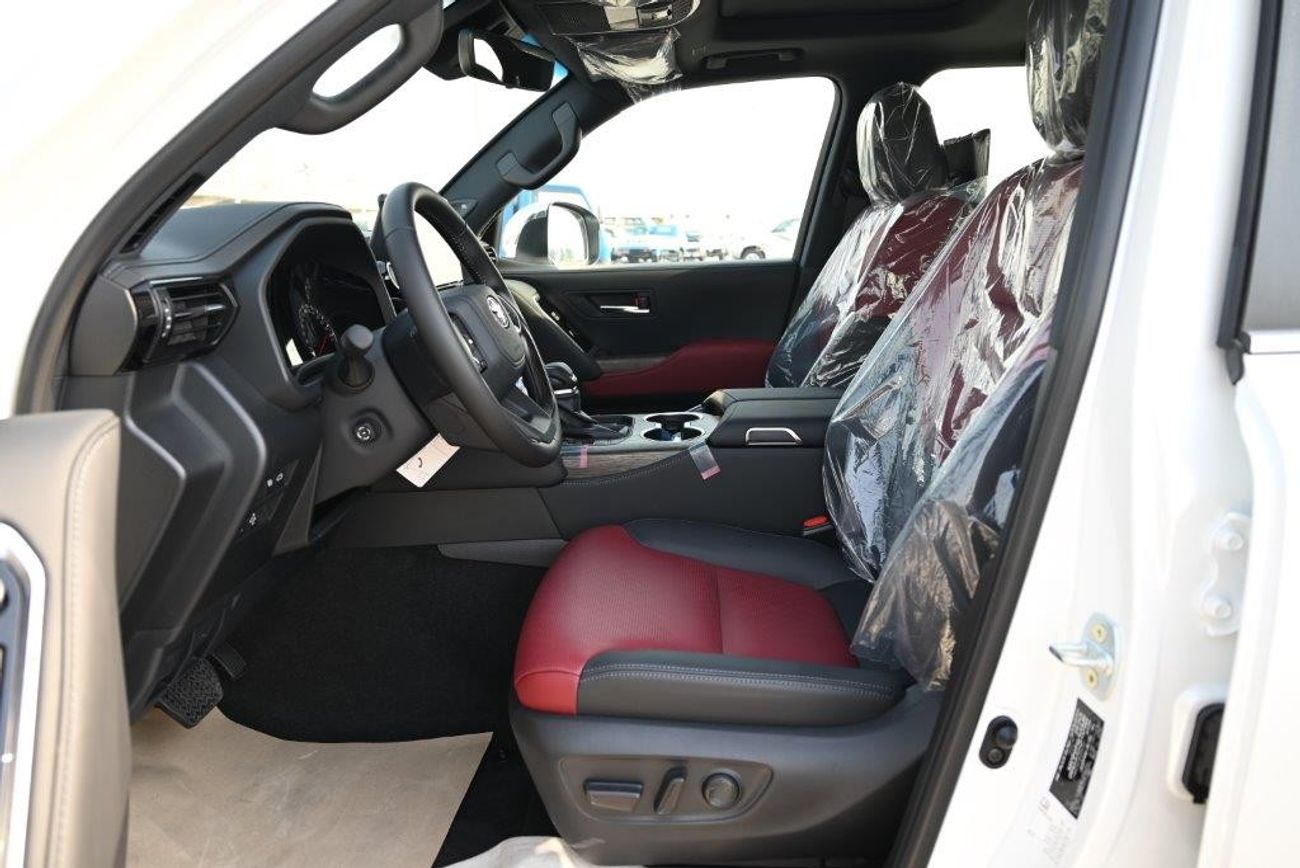 تويوتا لاند كروزر 300 VXR V6 3.3L DIESEL  7 SEAT AUTOMATIC