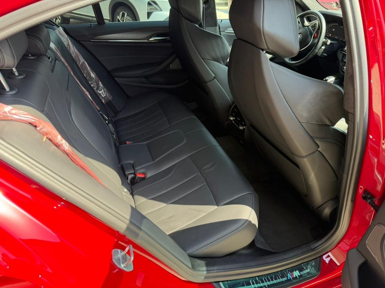 بي أم دبليو M5 COMPETITION PACK