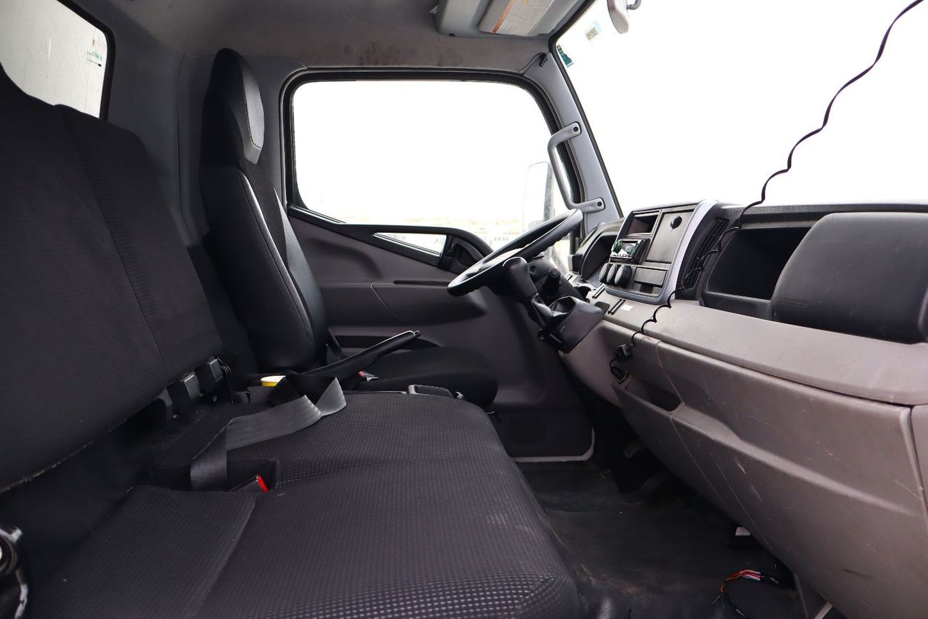 ميتسوبيشي فوسو كانتير GCC BOX