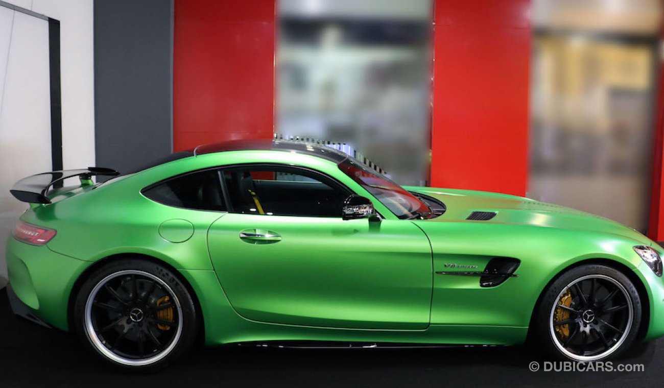 Mercedes-Benz AMG GT R