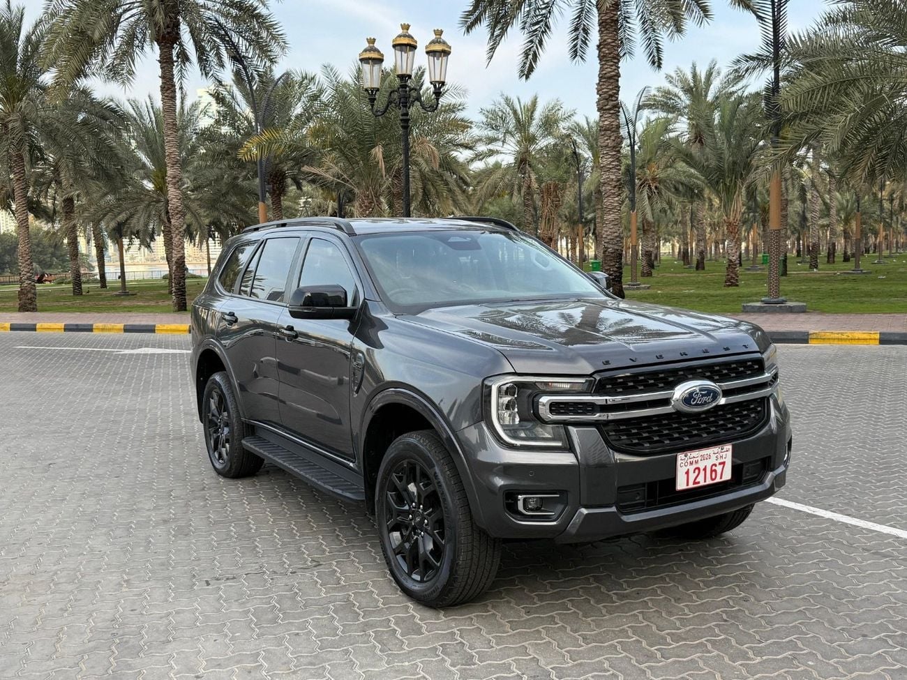 Ford Everest Sport 2.L Bi-Turbo Right Hand Drive