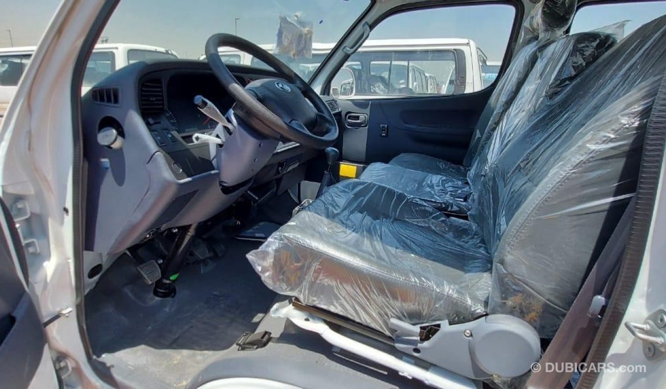 كينغ لونغ كينغو كينغ لونغ عربة صينية موديل ٢٠٢١ / ١٥ كرسي  جلد & النوافذ اوتوماتيكية ( فقط للتصدير ).