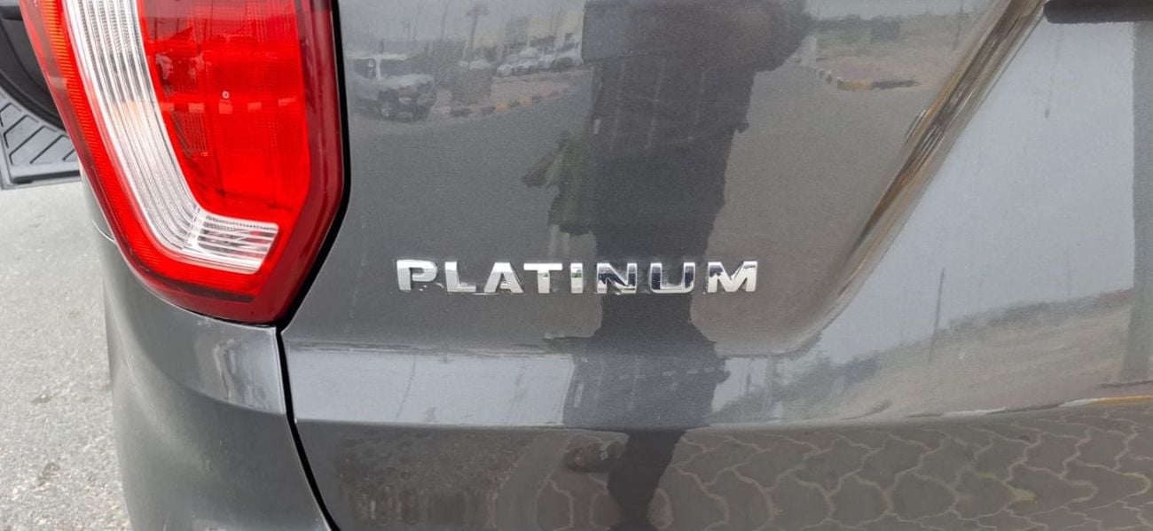Ford Explorer LIMITED Paltinum