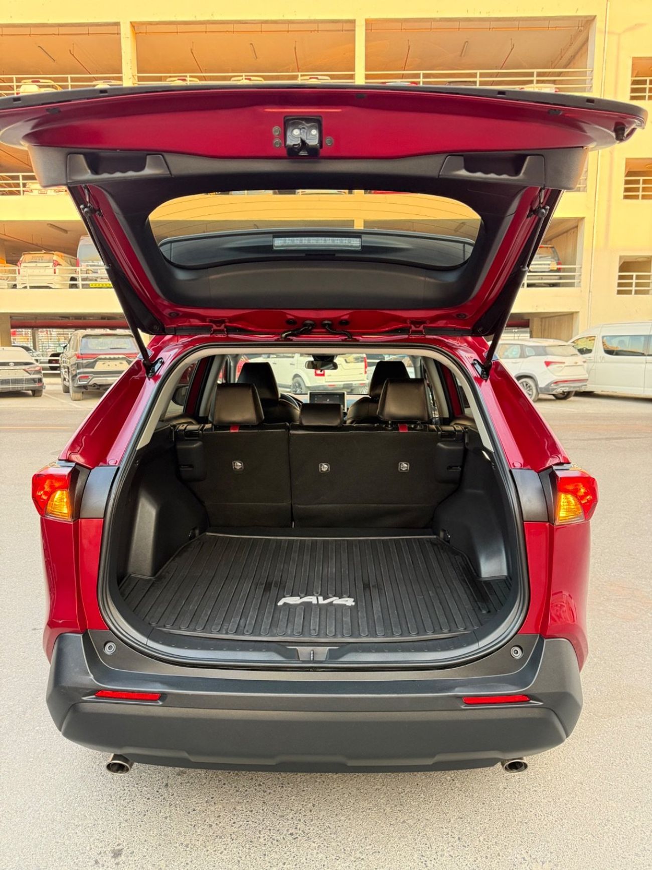 تويوتا راف ٤ 2025 XLE AWD ADVENTURE KIT 2.5 USA SPEC