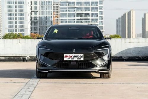 أفاتر 12 أفاتار 12 إي في ماستر 4WD - شركة سيارات كهربائية فاخرة