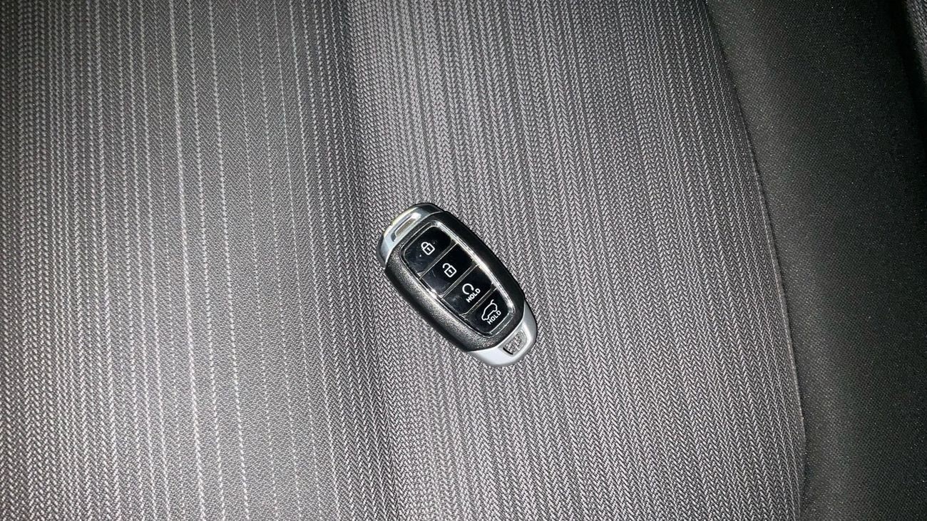 Hyundai Kona 2.0 AUTO SMART PLUS | Guaranteed Warranty | 0 Down Payment