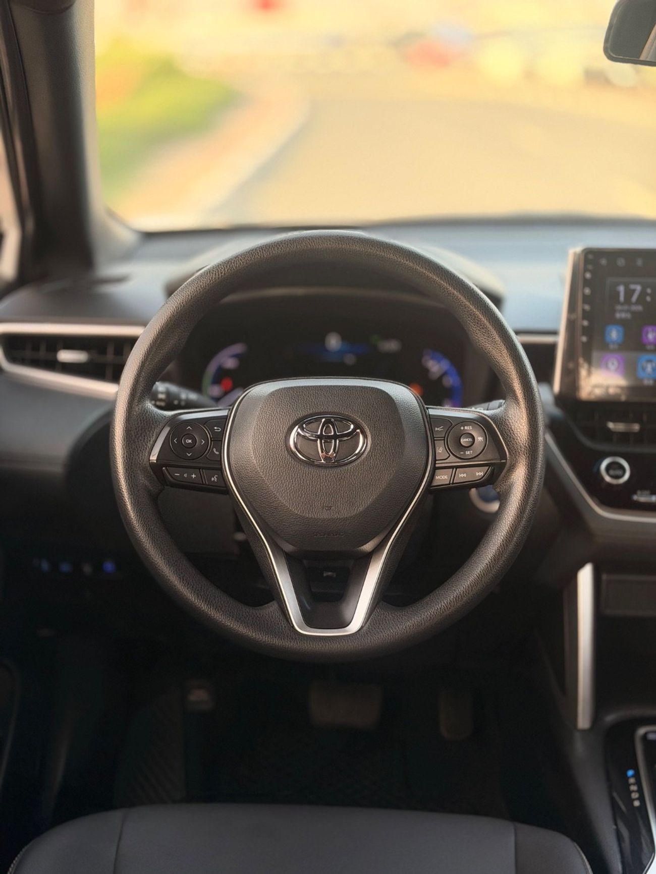 Toyota Corolla Cross Hybrid 2.0 L 360 camera full option