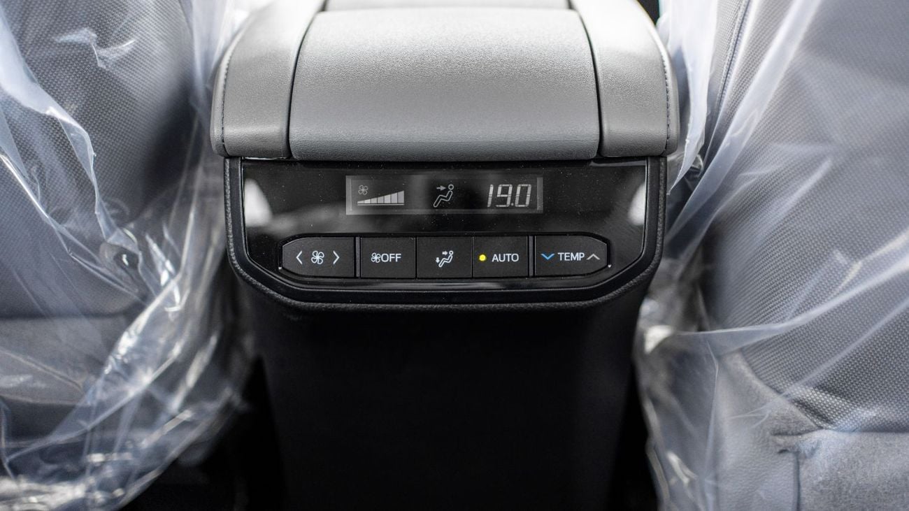 تويوتا هايلاندر 2026 Toyota Highlander LE 2.5L AT Hybrid (Silver)