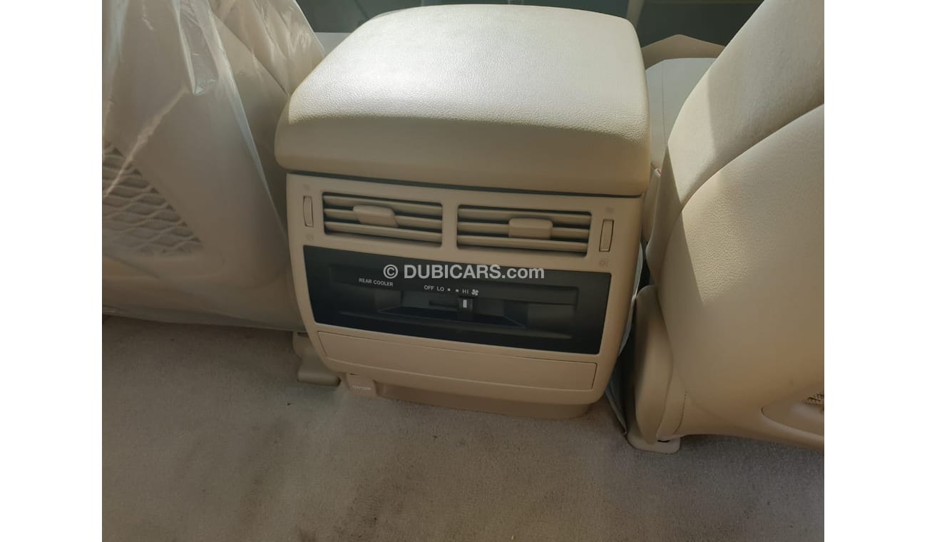 Toyota Land Cruiser BRAND NEW 4.0L GXR WITH DOUBLE SPARE TYRE, ELECTRIC WINCH AND REAR DVD AFTER MARKET