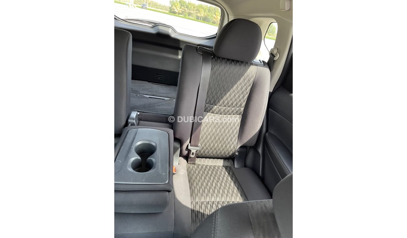 Nissan Rogue Nissan Rogue   (USA _ SPEC) - 2018 - VERY GOOD CONDITION