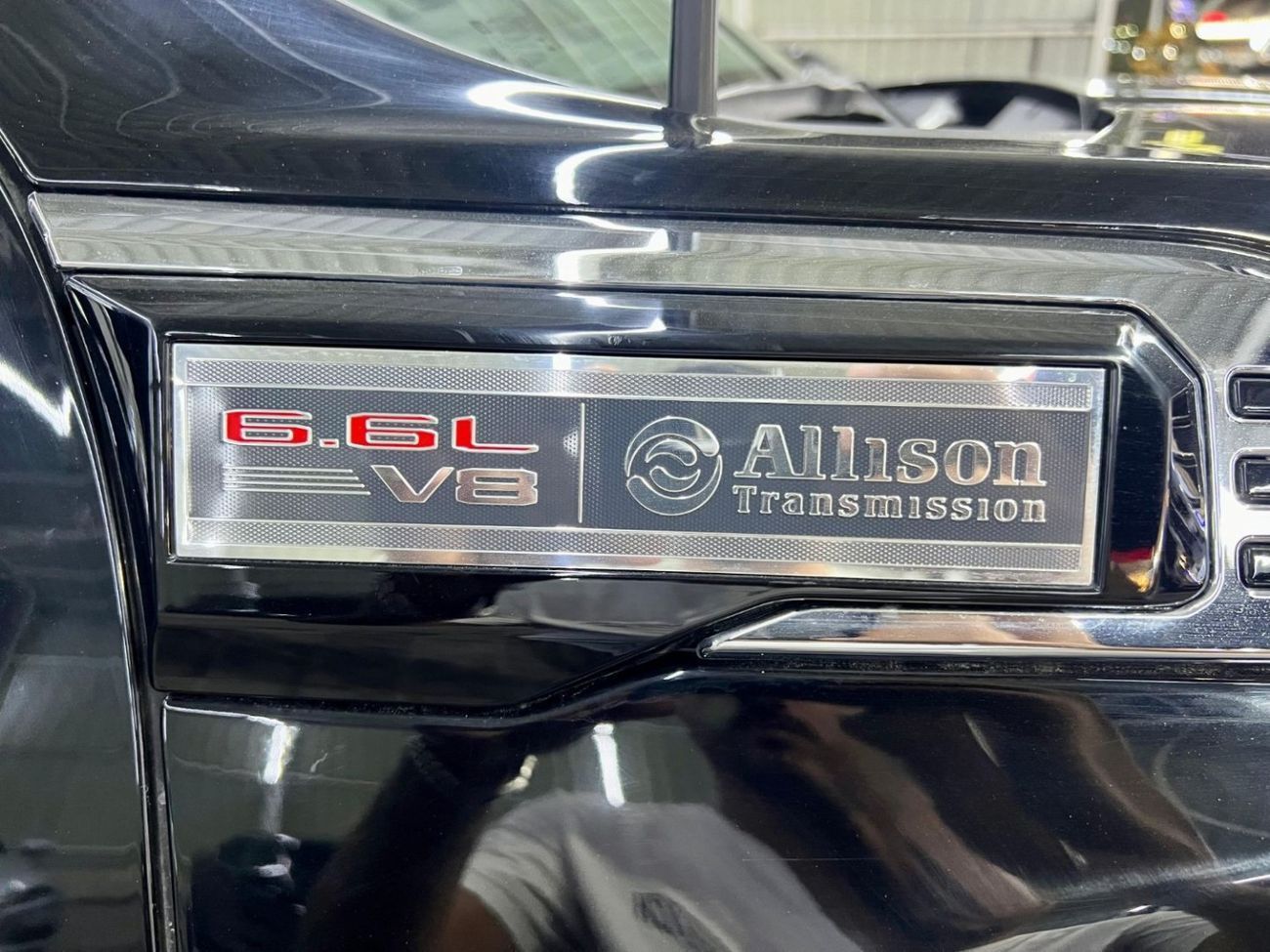 GMC Sierra GMC Sierra Denali HD v8 6.6 full option warranty one year