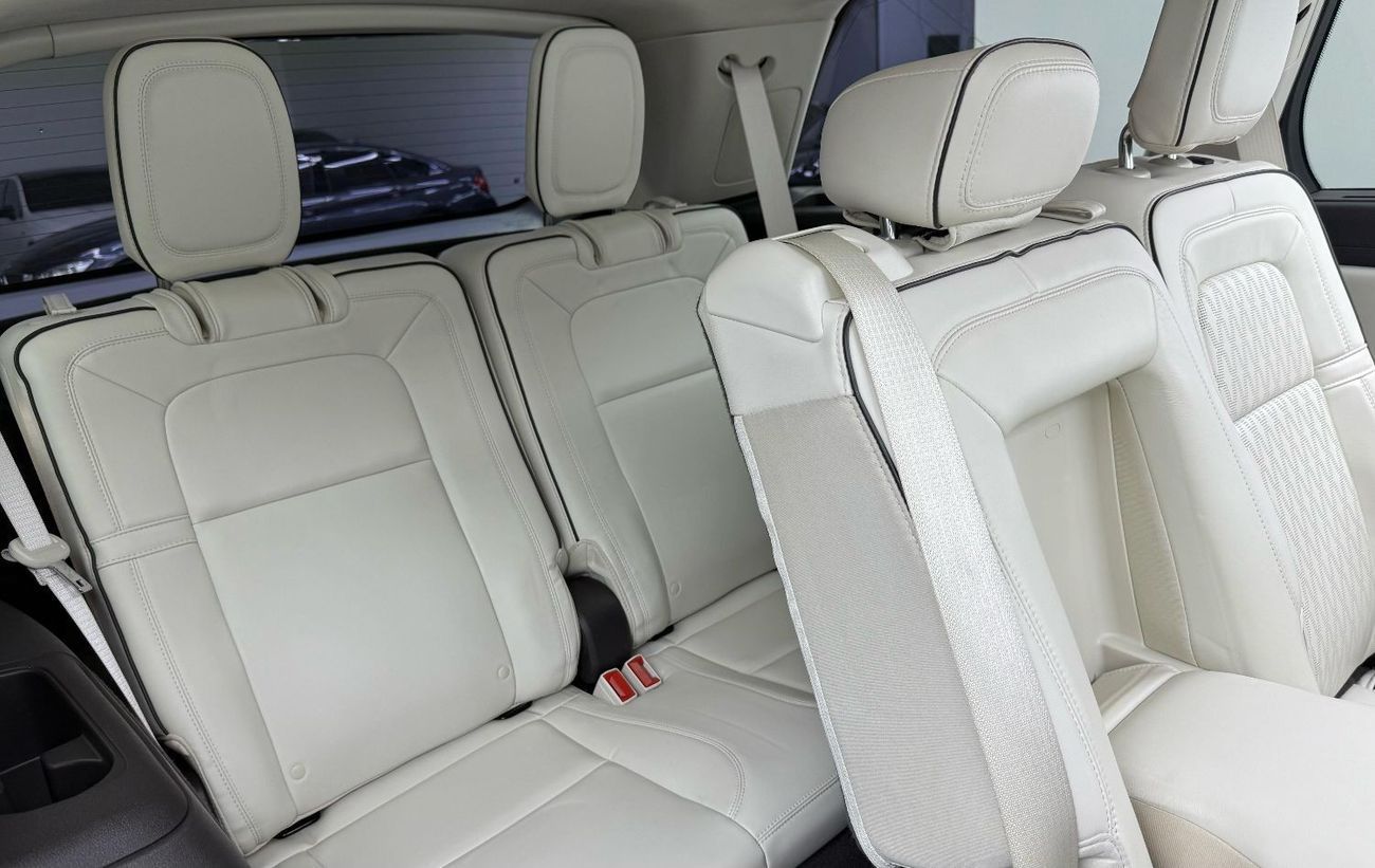 Lincoln Aviator Presidential 3.0L 2021 Lincoln Aviator Presidential, 2026 Warranty + Service Pack, 7 Seater, Low Km,