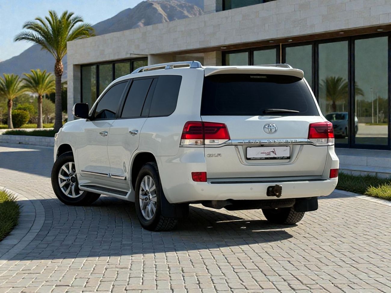 تويوتا لاند كروزر GXR 4.0L (271 HP) 4WD