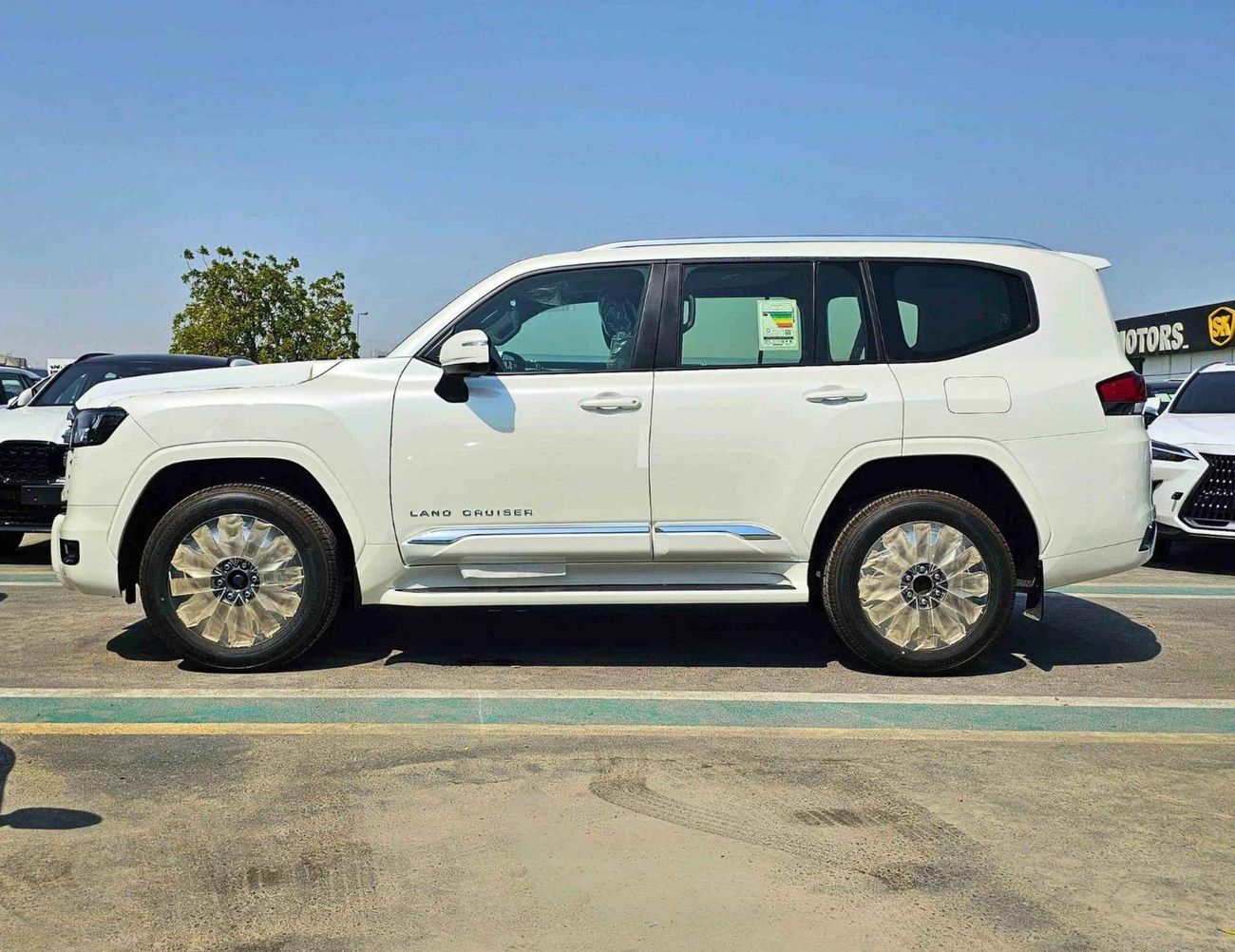 Toyota Land Cruiser /GXR TWIN TURBO / 3.3L DIESEL / REAR ENTERTAINMENT / BIG BUMPER (CODE#LCDGXRM)