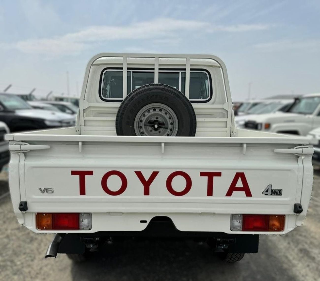 Toyota Land Cruiser Pick Up NEW TOYOTA LC 79 4.0L 4WD DOUBLE CAB PICK-UP – MT