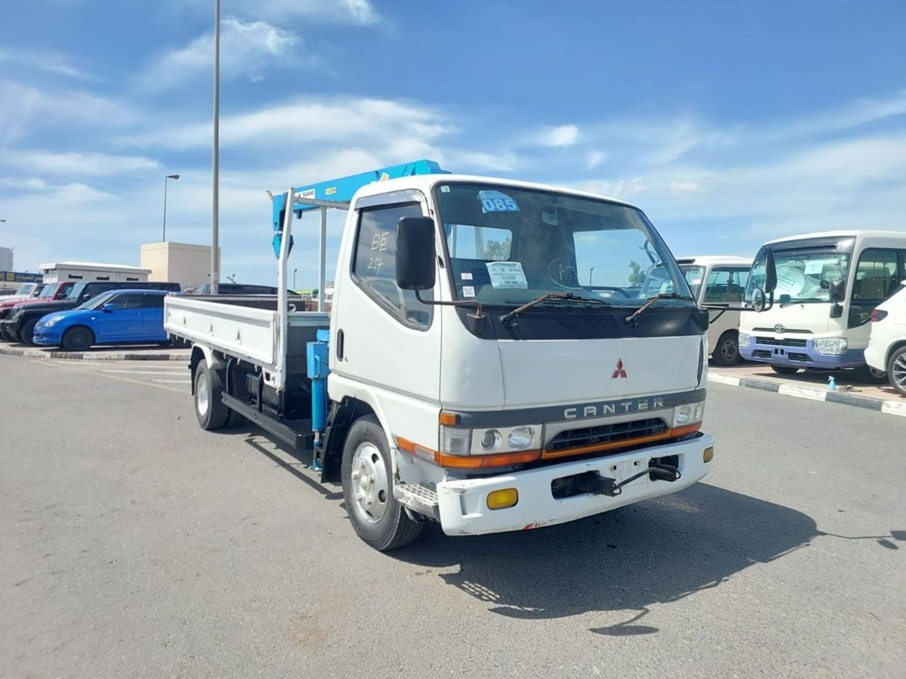 Mitsubishi Fuso Canter MITSUBISHI CANTER TRUCK RHD 1995 MODEL 4.5 L DIESEL MANUAL(PM02304)