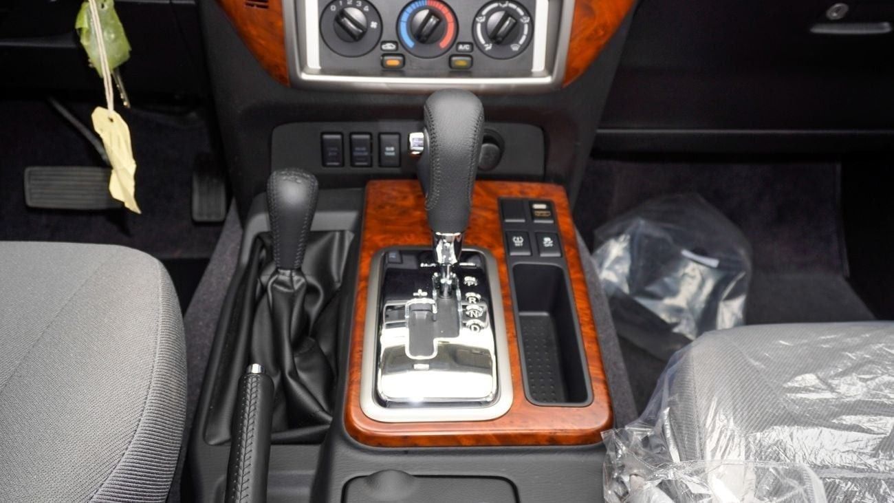 Nissan Patrol Safari Safari 4.8L A/T