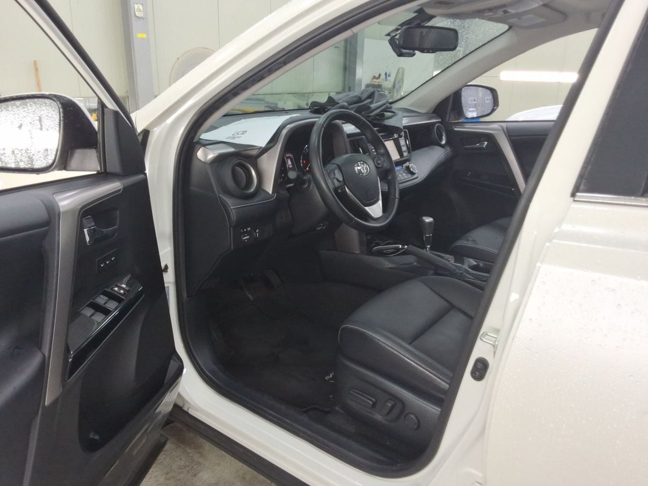 تويوتا راف ٤ 2018 TOYOTA RAV4 (G) 2.5