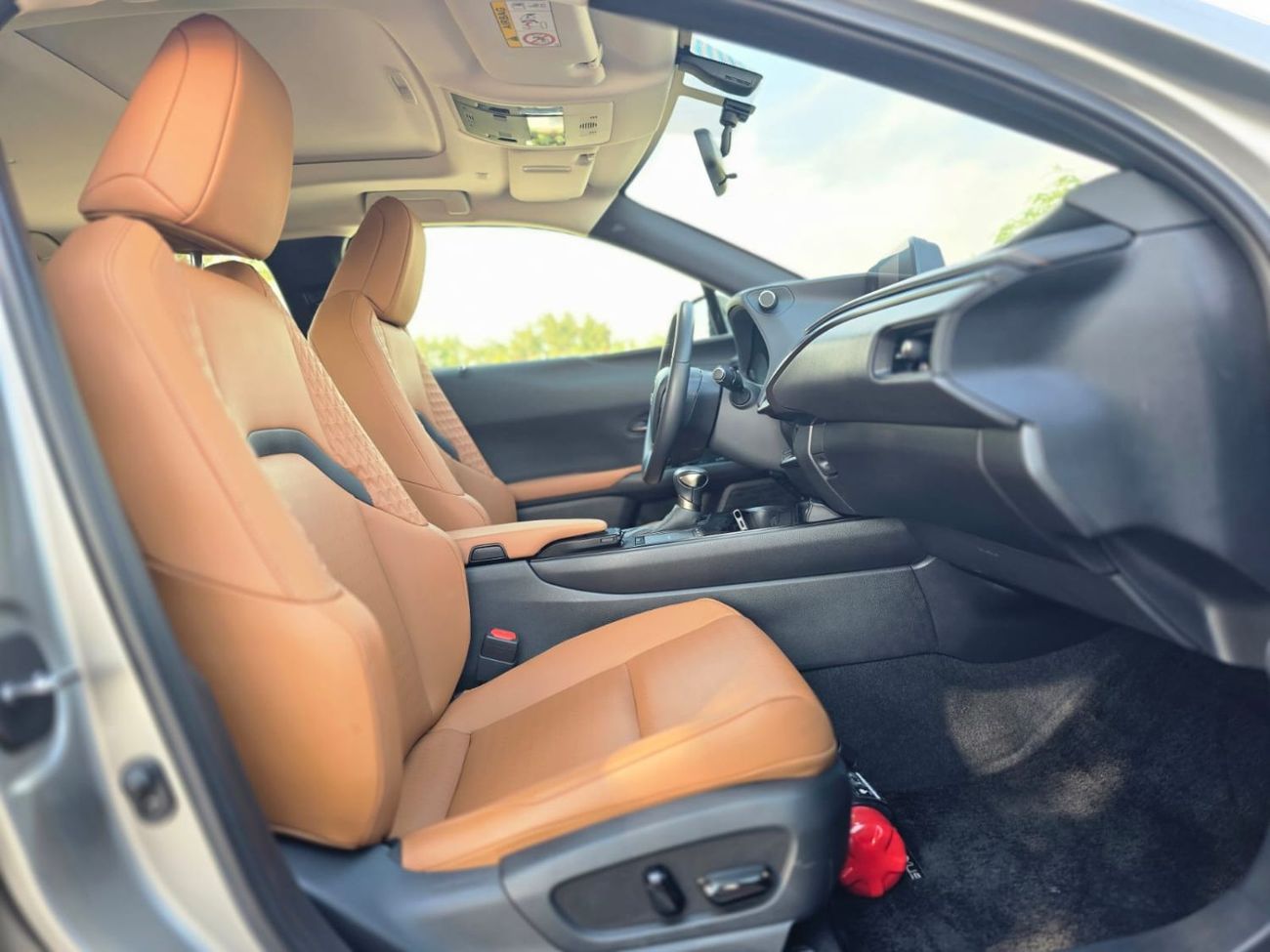 Lexus UX200 Premier 2.0L (169 HP) 2022 GCC AL FUTTAIM LEXUS LOW MILEAGE IN MINT CONDITION