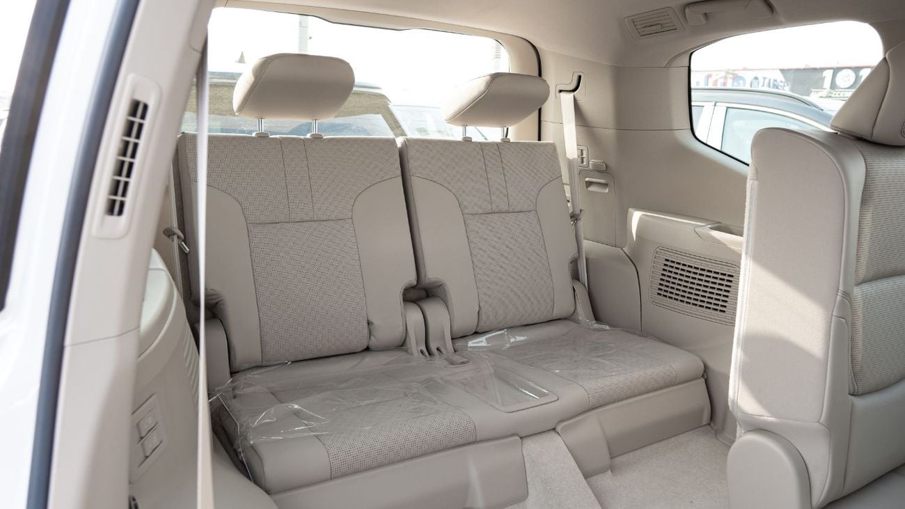 تويوتا لاند كروزر 2026 Toyota Land Cruiser 300 VXR 3.5L AT Hybrid (White-Beige)