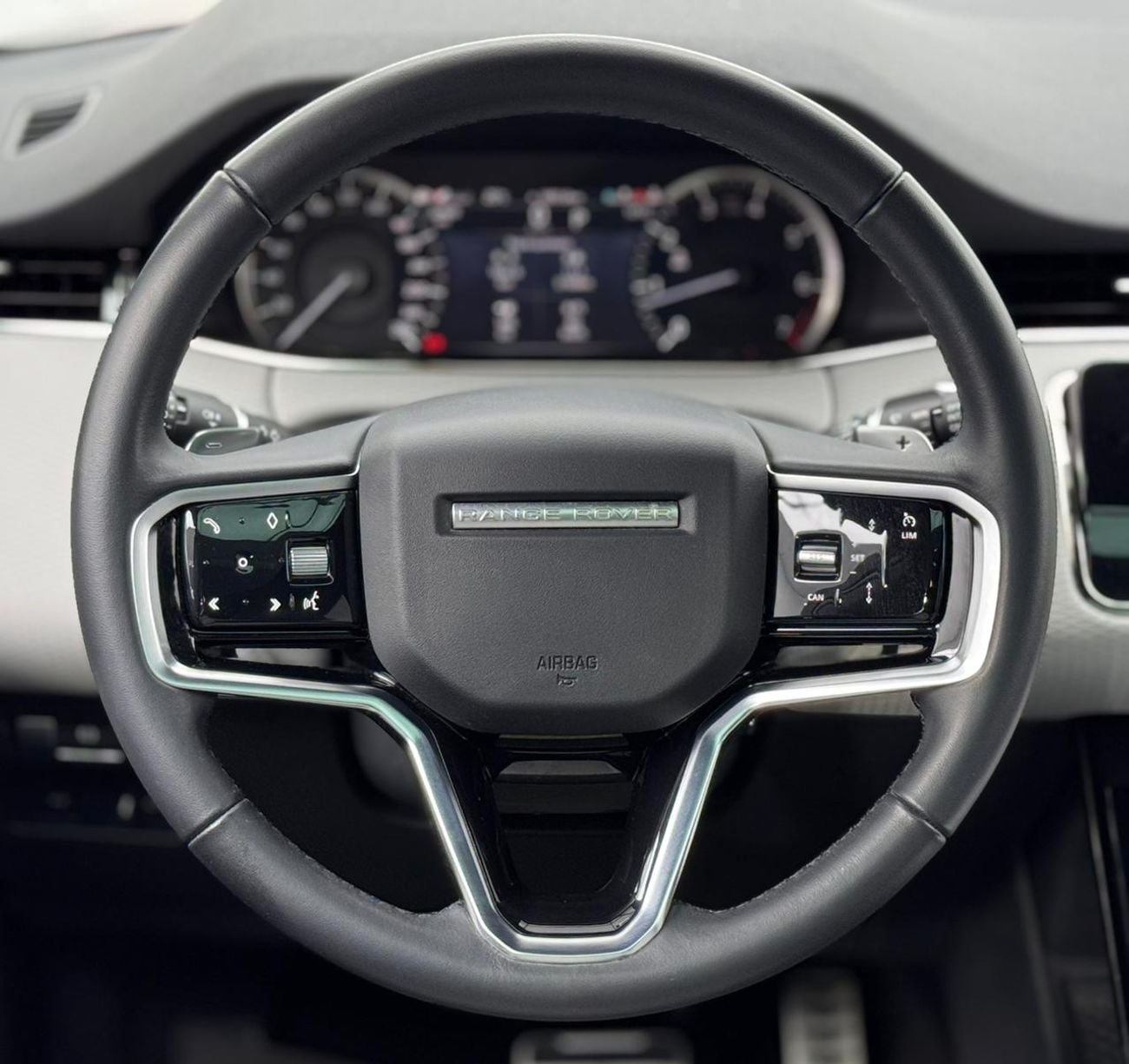 لاند روفر رانج روفر إيفوك P200 R-Dynamic S 2.0L 2023 Range Rover Evoque P200 S R-Dynamic, 2028 LR Warranty, Full LR Service Hi