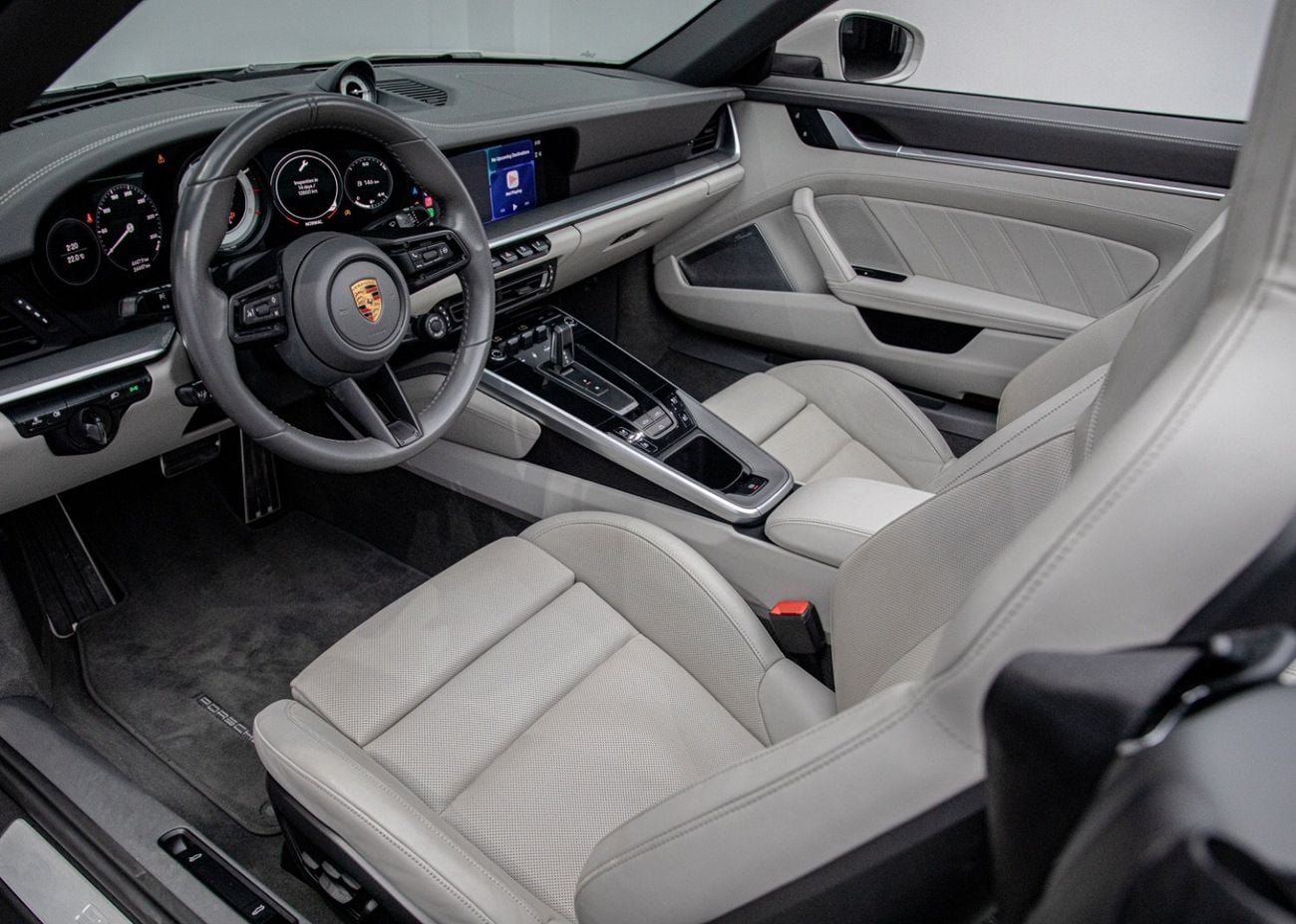 بورش 911 Turbo 3.8L (580 HP) Convertible