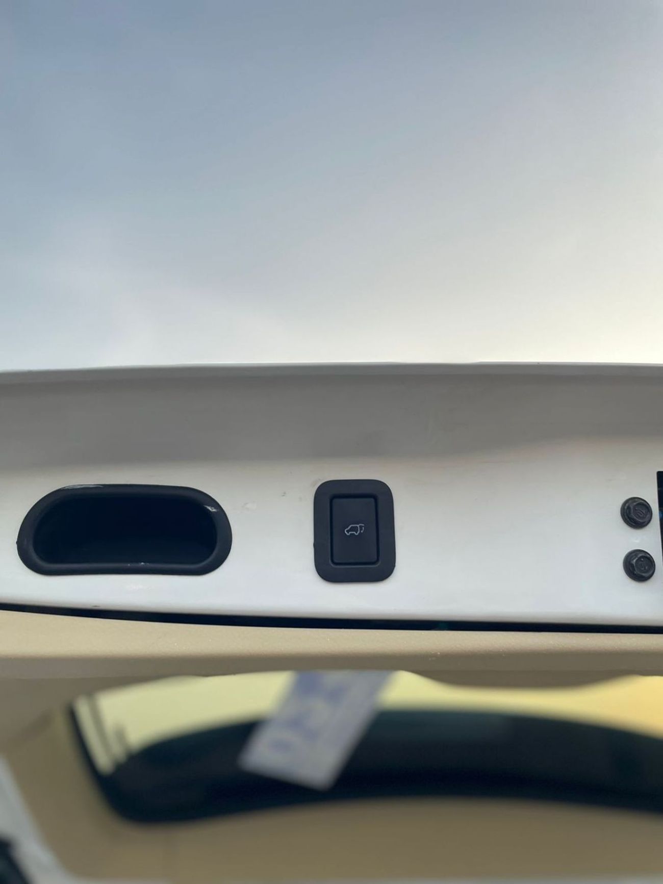 Toyota Highlander 2015 Toyota Highlander LE+ Plus 3.5L V6 - AWD 4x4 - Trunk Auto 7 Seater Electric Seat - 141,000 Mile