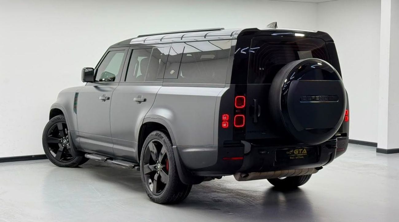 Land Rover Defender 130 HSE P400 2023 Land Rover Defender 130 HSE P400, 5 Year LR Warranty + Service Pack, 8 Seater, GCC