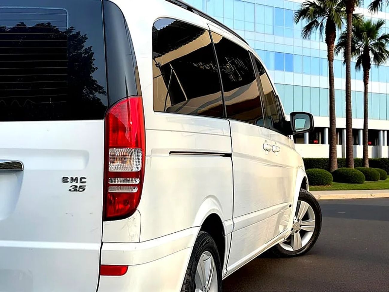 مرسيدس بنز فيانو Trend 3.5L | | | GCC | 3.5L V6