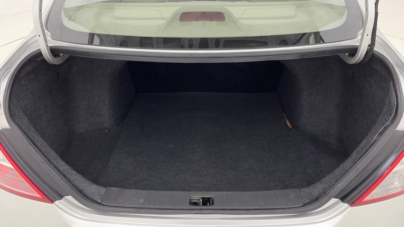 نيسان صني SV 1.5 | بدون دفعة مقدمة | اختبار القيادة في المنزل