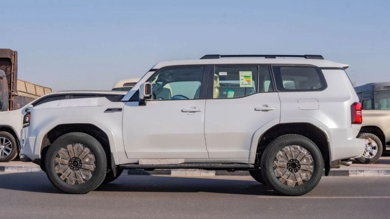 Toyota Prado Toyota prado primum 2.8L diesel MY2026