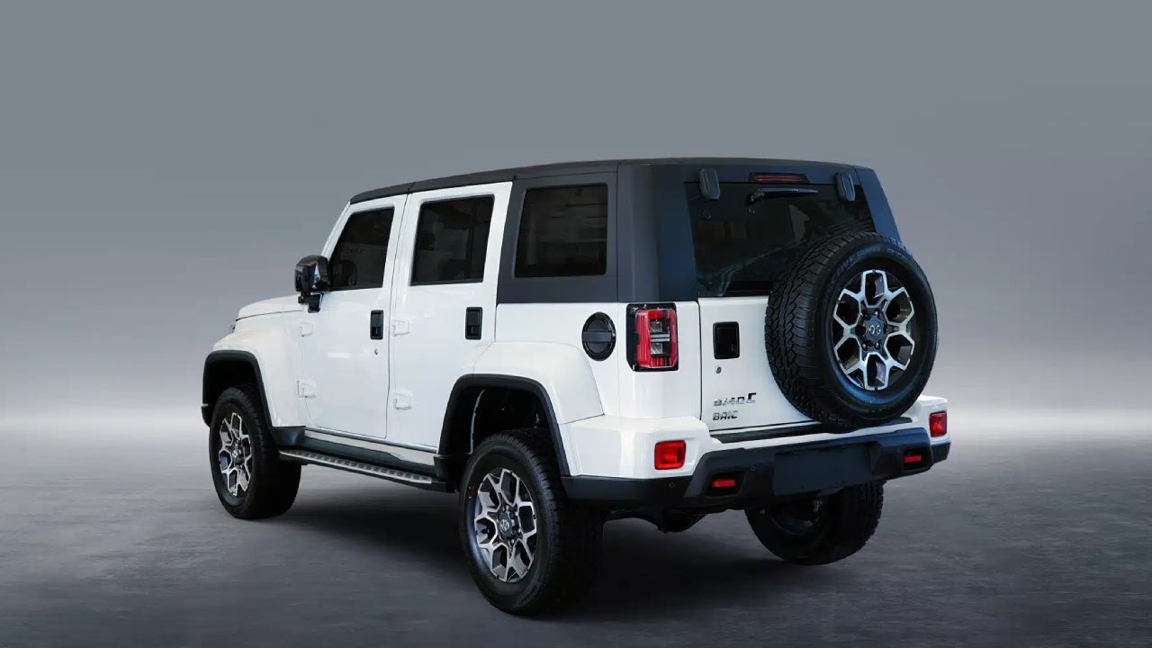 بايك BJ40 exterior - Rear Left Angled