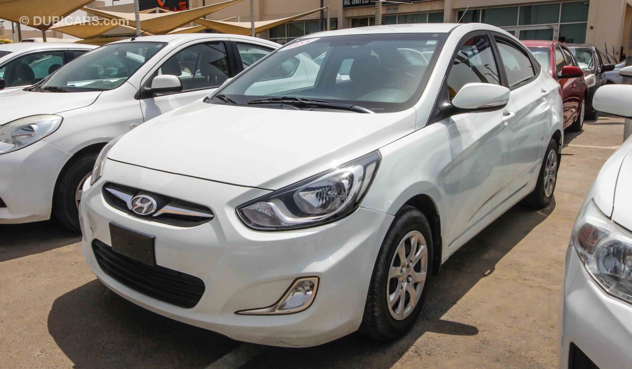 Hyundai Accent blue