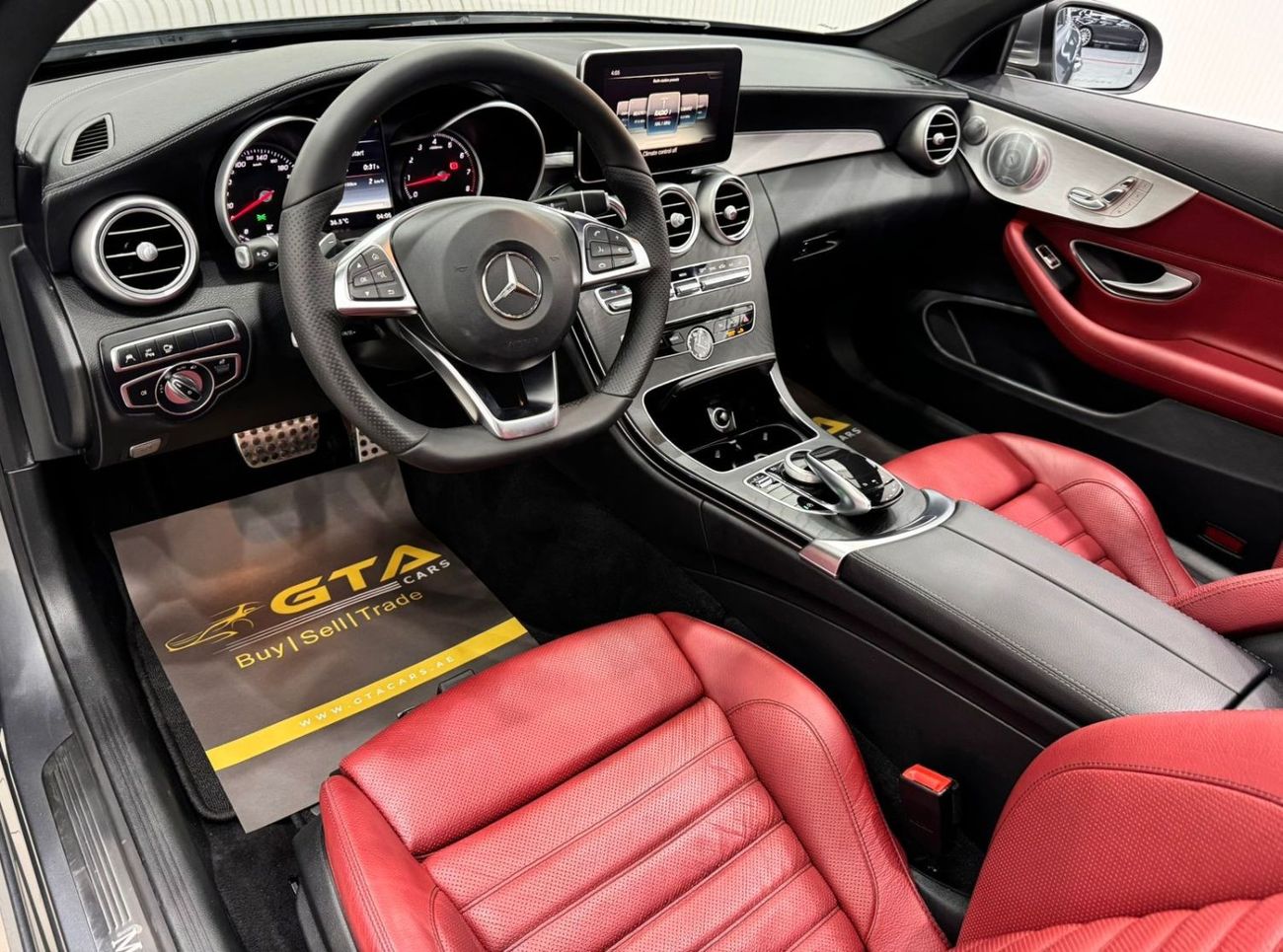 مرسيدس بنز C 300 كوبيه 2017 Mercedes Benz C300 AMG Coupe, Warranty, Full Mercedes Service History, Excellent Condition, GCC