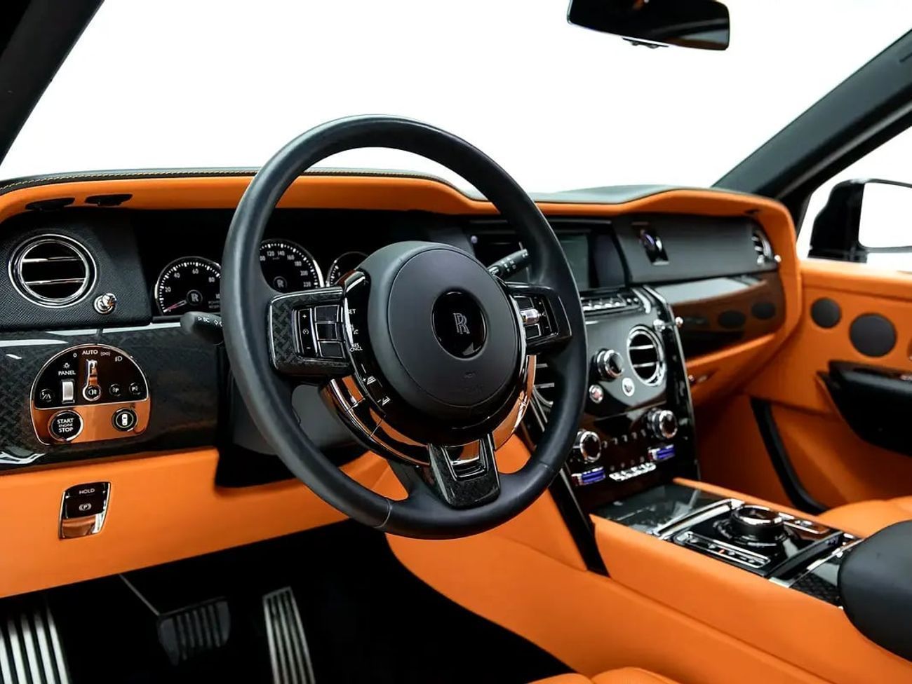 رولز رويس كولينان | Black Badge | GCC Spec | With Warranty and Service Contract