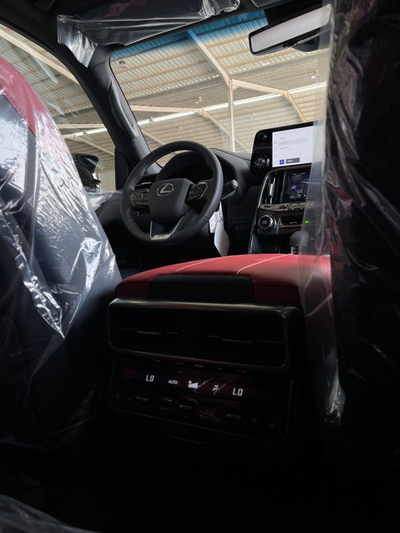 لكزس LX 700h F SPORT