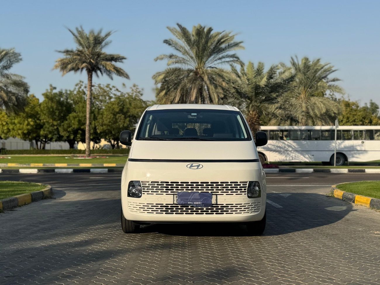 هيونداي ستاريا 3.5L Luxury (7 Seater)