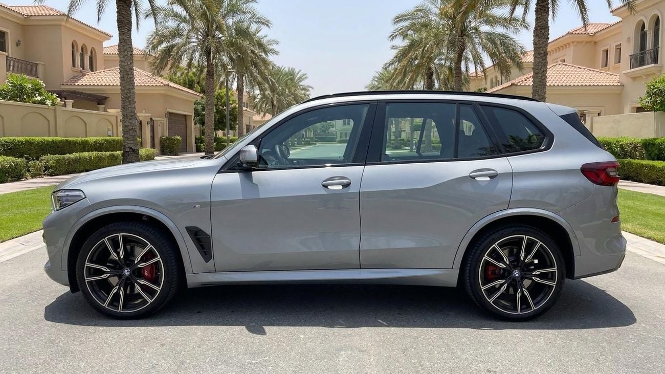 بي أم دبليو X5 XDRIVE40i M SPORT كارس24 هي سوق ضخم للسيارات المستعملة موثوق ومضمون ٪كارس24 هي سوق ضخم للسيارات المستعملة موثوق ومضمون