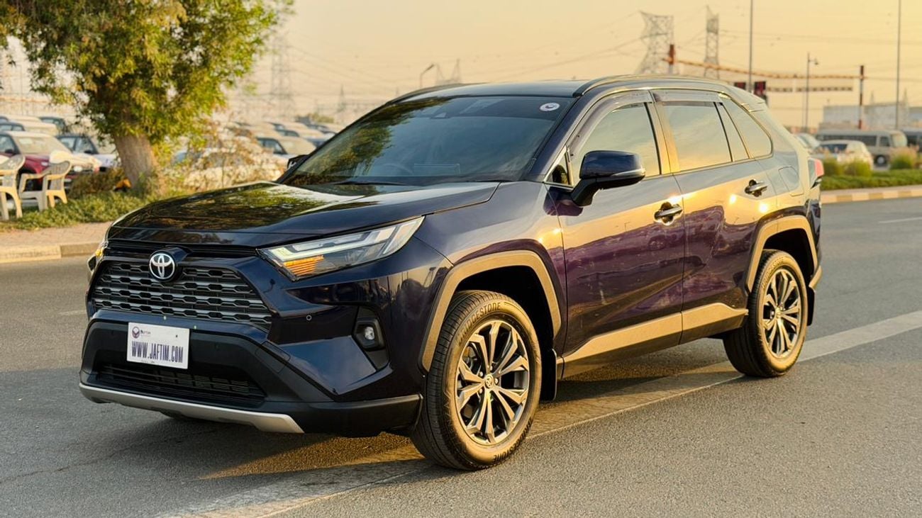 Toyota RAV4 HYBRID | BSM | BACK CAMERA | AUTOMATIC TRANSMISSION | 2.5L | DUAL EXHAUST PIPE | 2024