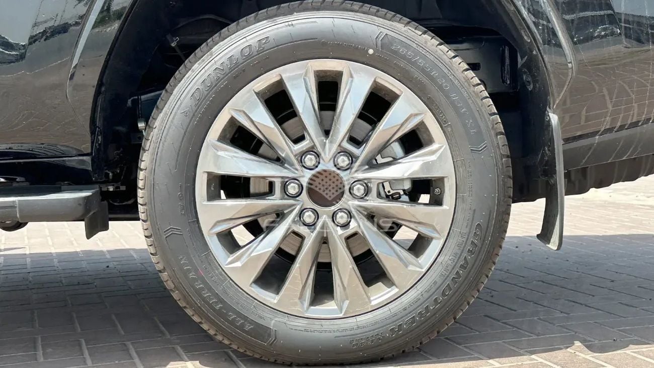 تويوتا لاند كروزر Toyota/LC300 3.3L VX TURBO 10 AT