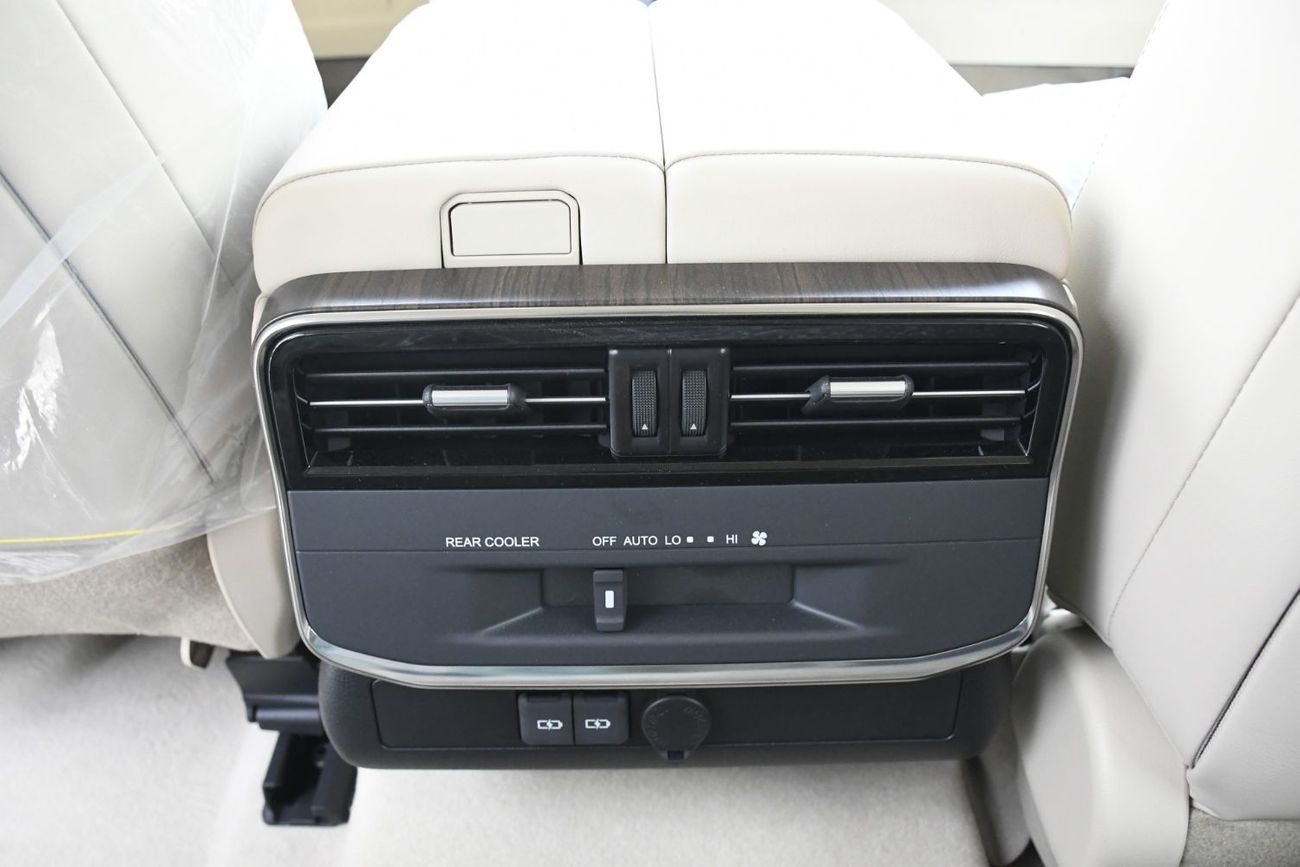 Toyota Land Cruiser GXR 3.5L  V6 Twin Turbo With Rader JBL (Export + Gulf Country)  Ready Stock