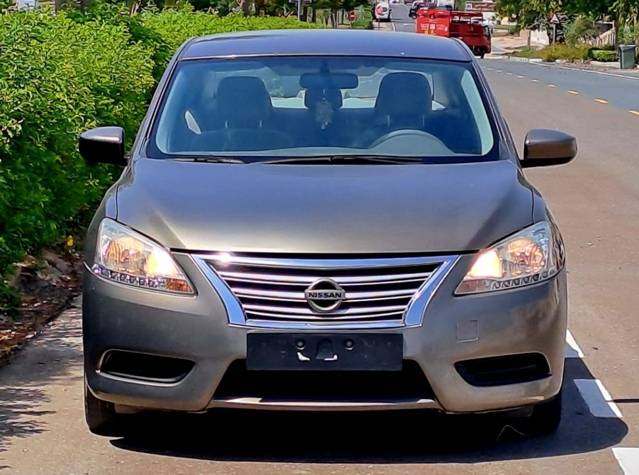 نيسان سنترا SV