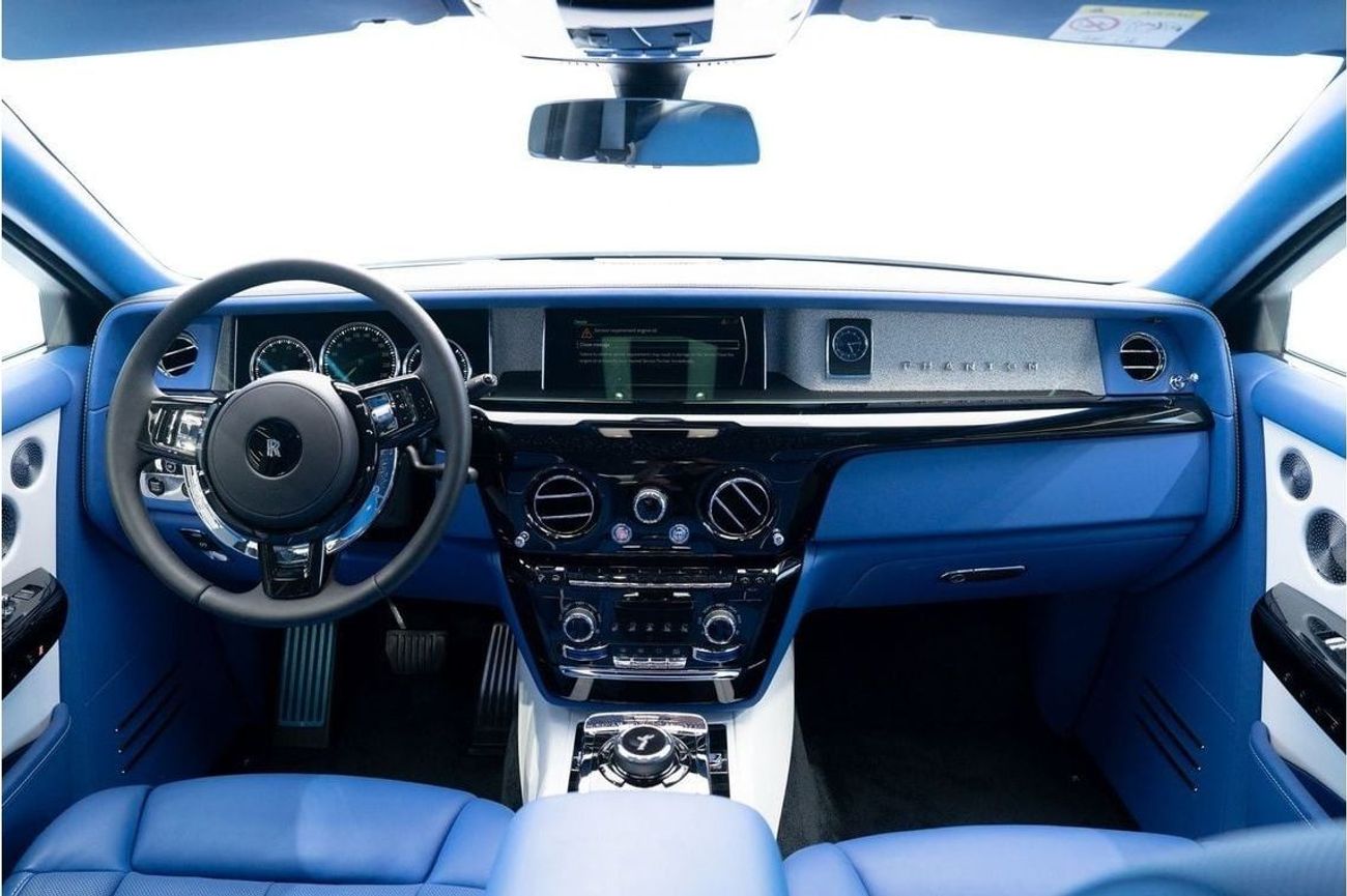 Rolls-Royce Phantom EWB 6.8L