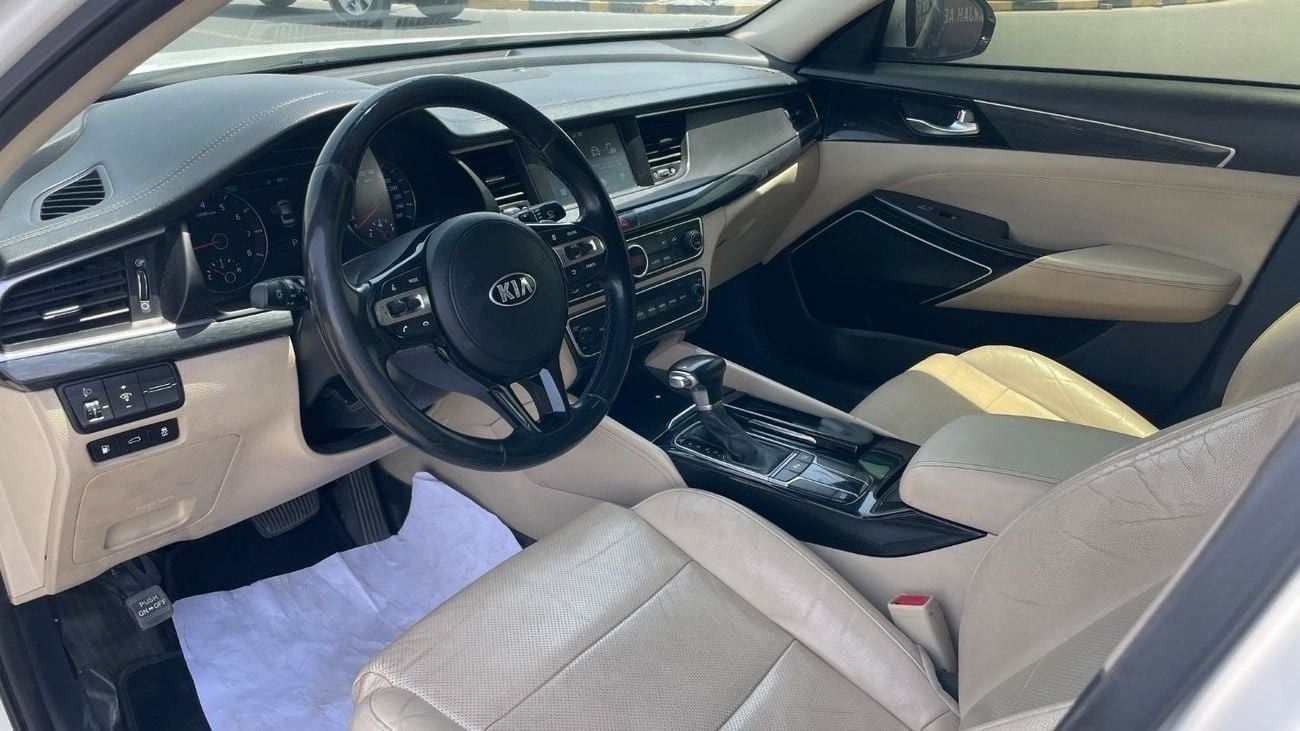 Kia Cadenza GDi Top 3.3L GCC